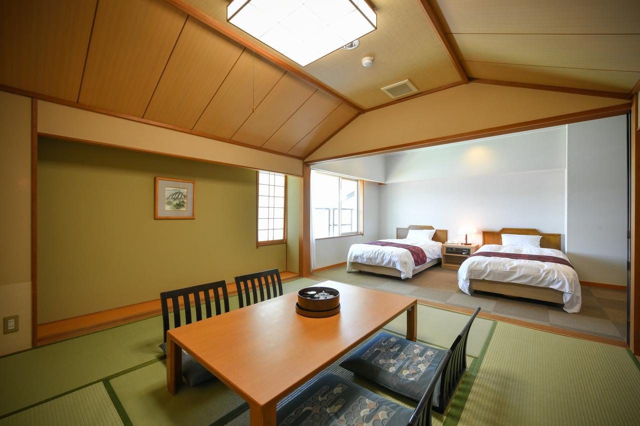 Awara Kitagata Onsen Kohanso Hana Yurari Экстерьер фото